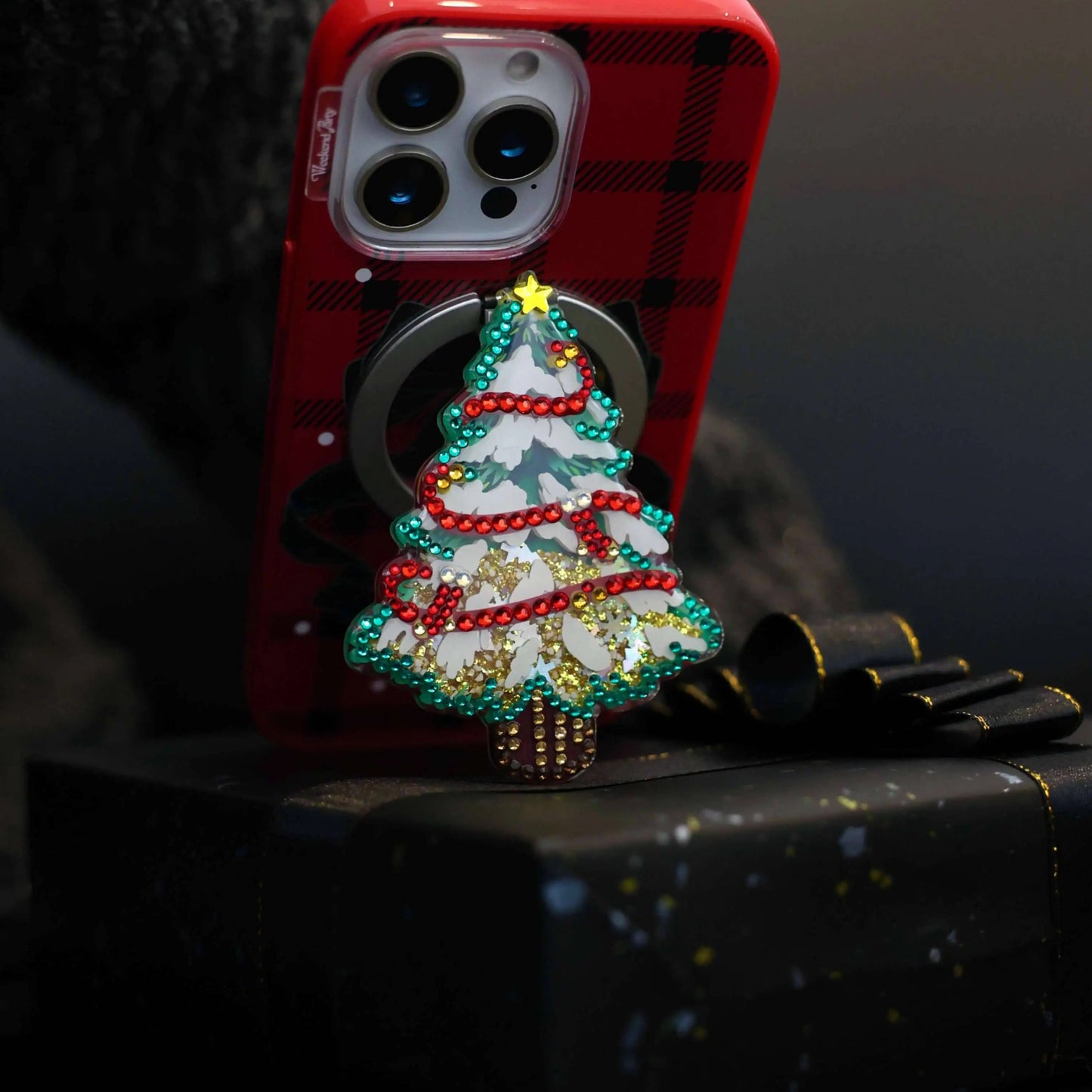Christmas Tree Liquid Sand Phone Stand