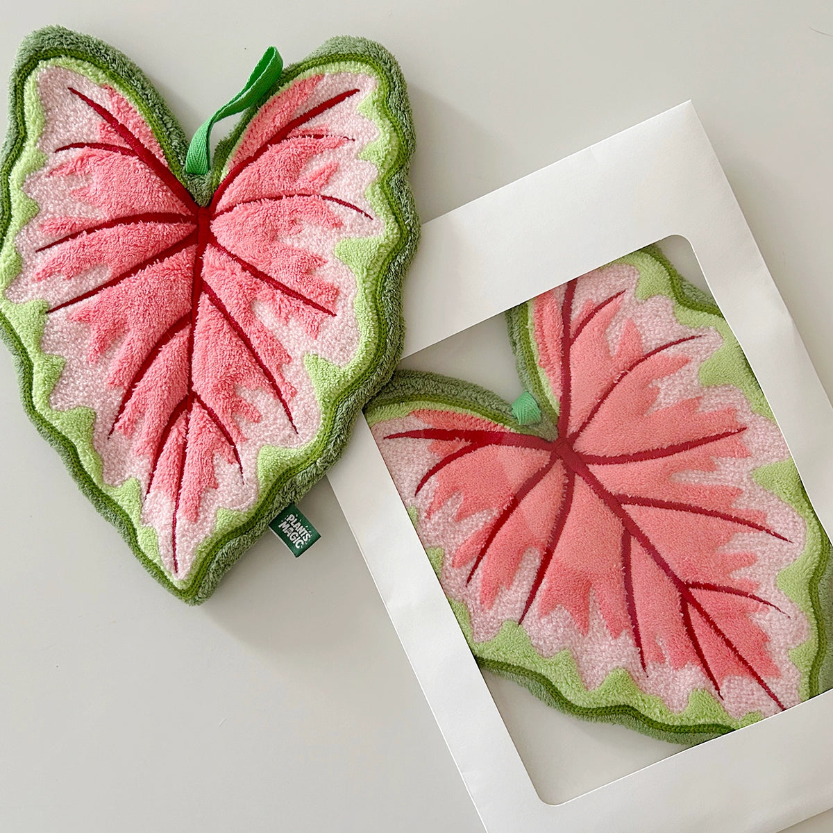 Caladium Tropical Plants Hand Towel (Kitchen & Bathroom)