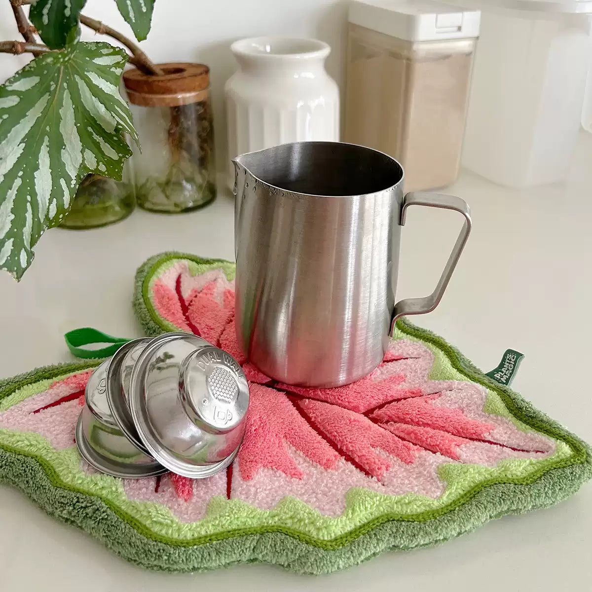 Caladium Tropical Plants Hand Towel (Kitchen & Bathroom)